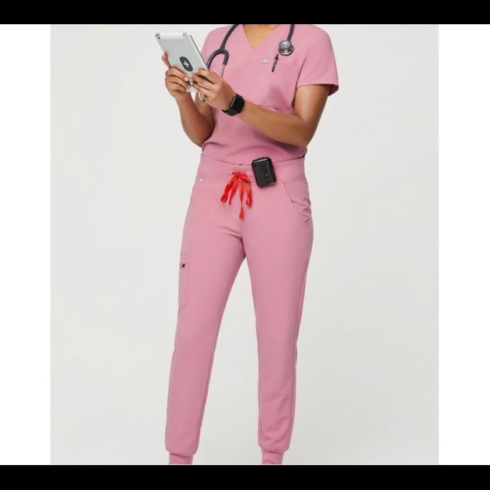 Figs Scrubs in Chalk Pink